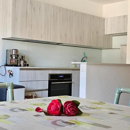 Am See, Zentral,ruhig Appartement Brissago