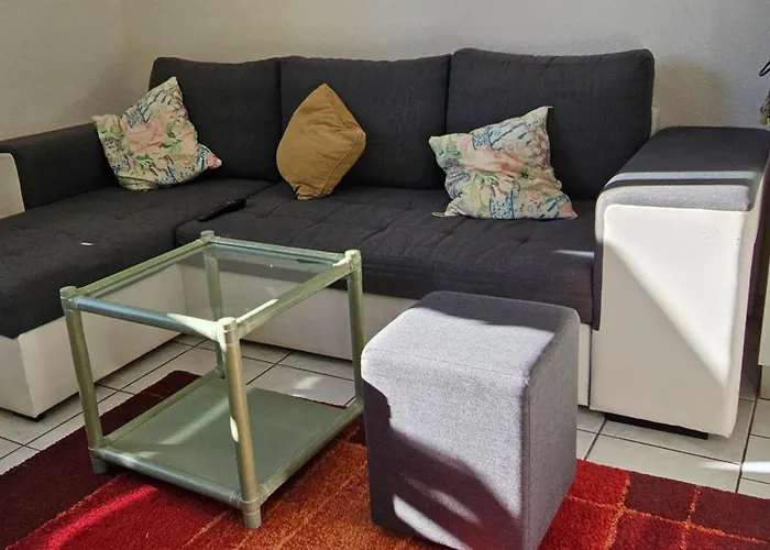 Am See, Zentral,ruhig