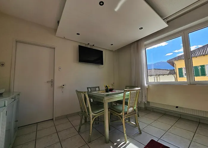 Am See, Zentral,ruhig بريساغو